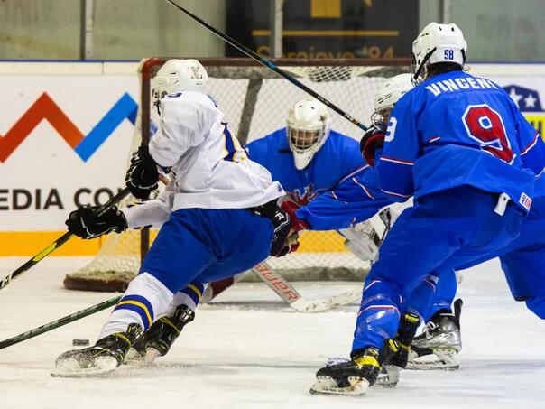 Mladi hokejaši BiH pobjedom započeli Svjetsko juniorsko prvenstvo
