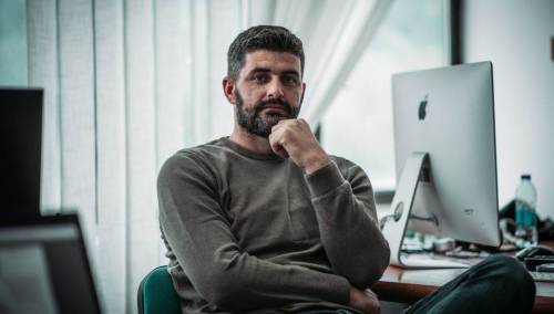 Mladi ljudi uključeni u rad Memorijalnog centra otvaraju ovu instituciju svijetu