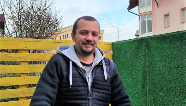 Mladi pisac iz Bihaća motivaciju za pisanje pronalazi u svakodnevnim životnim iskušenjima