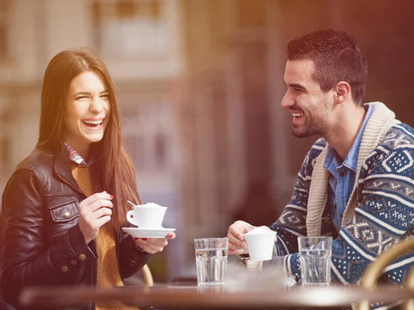 Mladi sve više praktikuju "veze bez pritiska", evo kako to izgleda
