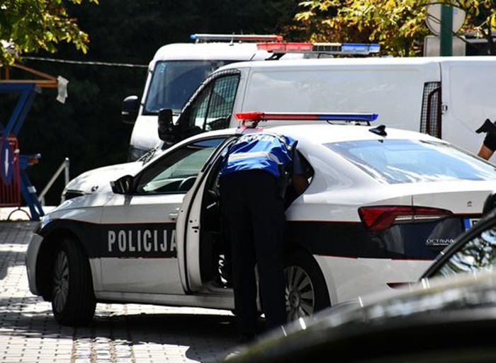 Mladić (21) u Gradačcu povrijedio četiri policajca i oštetio službeno vozilo