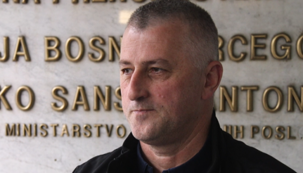 Mladić iz Bihaća koji je prijetio od ranije poznat policiji, FUP preuzeo istragu