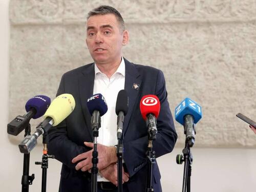 Mlinarić predao DORH-u nadopunu kaznene prijave za ratne zločine, obuhvaća 64 oficira JNA