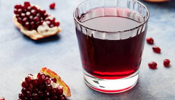 Mnogo razloga da pijete sok od nara