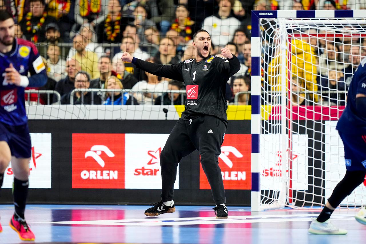 Moćna Francuska deklasirala Island i na korak je od polufinala