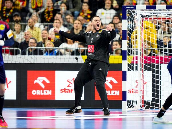 Moćna Francuska deklasirala Island i na korak je od polufinala