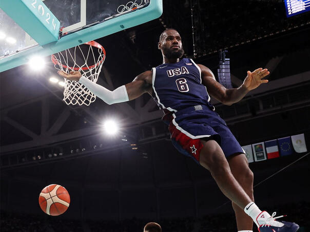 Moćna SAD razbila Srbiju, Durant i LeBron pravili čuda na parketu