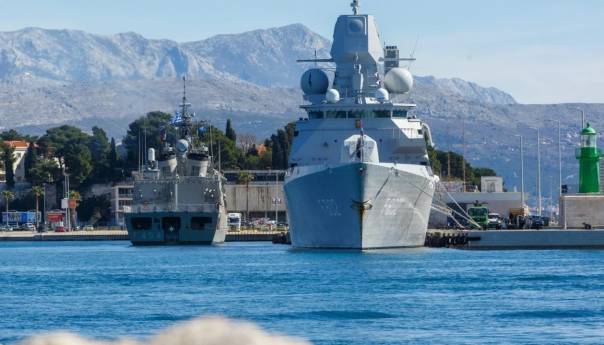 Moćni ratni brodovi NATO-a u splitskoj luci