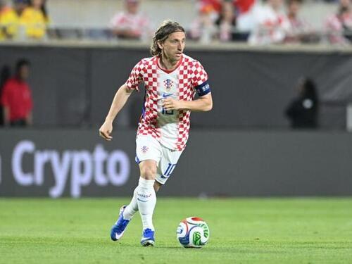 Modrić ispisuje historiju: 200. nastup za Hrvatsku i ulazak u elitni klub