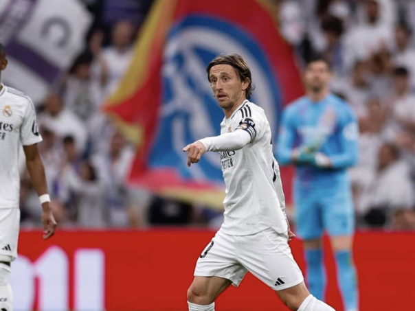 Modrić ulazi u vlasničke vode: Dogovorio kupovinu udjela u klubu iz Championshipa
