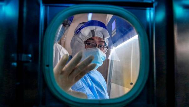 Moguće da je pandemija započela curenjem virusa iz laboratorija