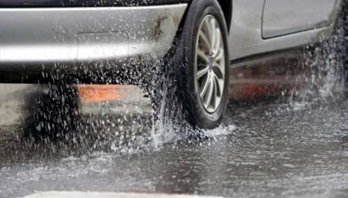 Mokri kolovozi, oprez zbog odrona