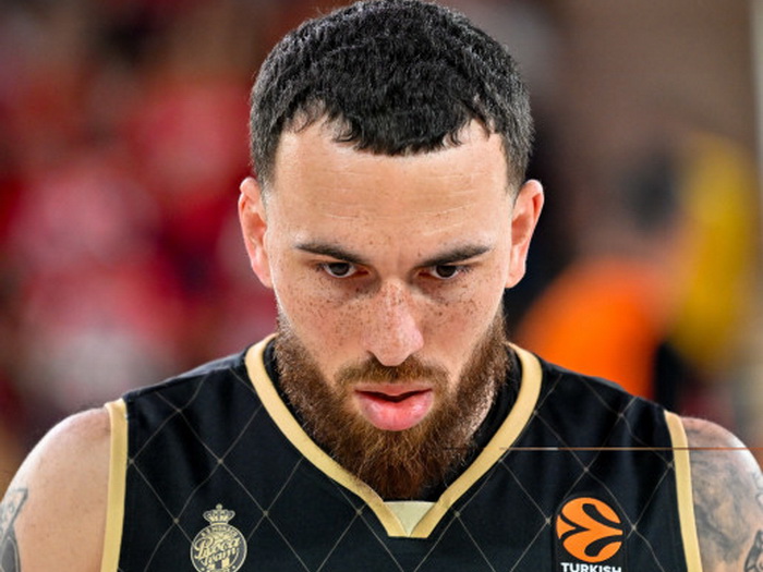 Monaco suspendovao Mikea Jamesa