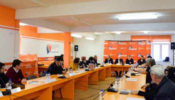 Mora se naći adekvatan prostor za izolatorij i uputiti infektologe u Konjic