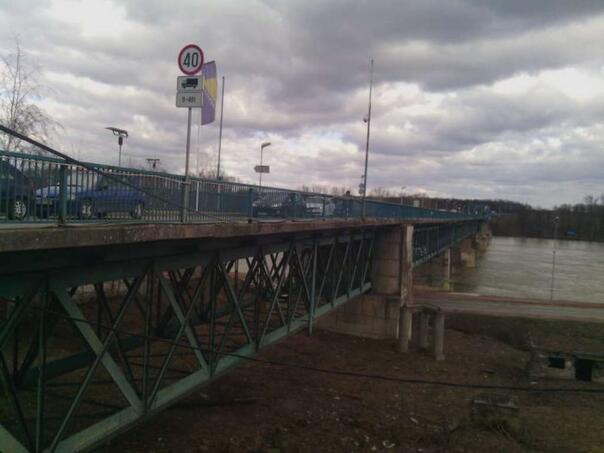 Most Brčko-Gunja i dalje zatvoren za saobraćaj motornih vozila