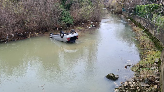 Mostar: Automobil sletio u rijeku, vozač poginuo