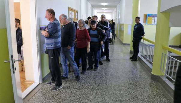 Mostar: Do 11 sati glasovao 13 951 birač ili 14,20 posto