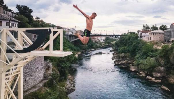 Mostar domaćin međunarodnog cliff diving trening kampa