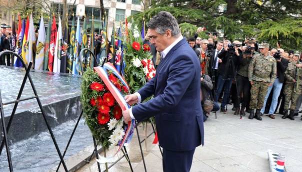 Mostar: Godišnjica osnivanja HVO-a, Čović i Milanović položili vijence