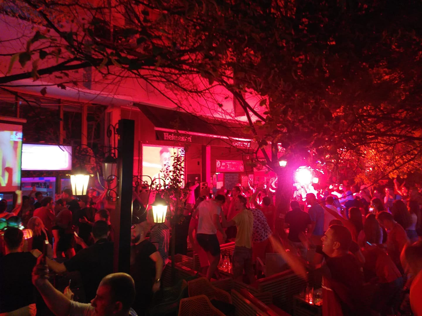 Mostar gori, veliko slavlje na ulicama nakon pobjede Veleža