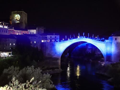Mostar ne zaboravlja prijatelje: I ove godine odaslane poruke mira iz grada na Neretvi