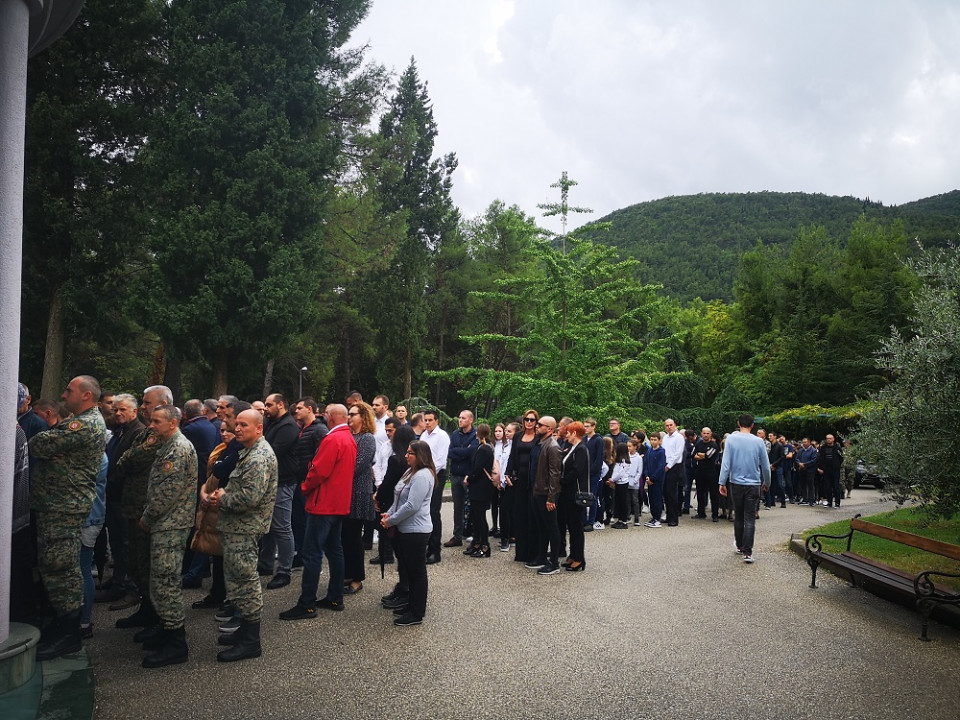 Mostar: Posljednji ispraćaj porodice Krstić