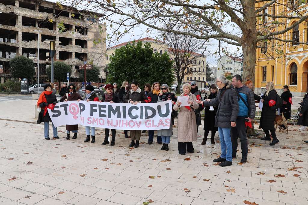 Protest širom BiH: U zadnjih godinu dana u BiH ubijeno 13 žena