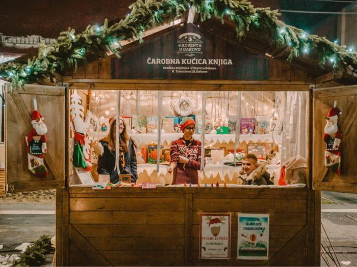 Mostar raspisao javni poziv za zakup kućica i šankova za Advent i doček Nove 2026. godine
