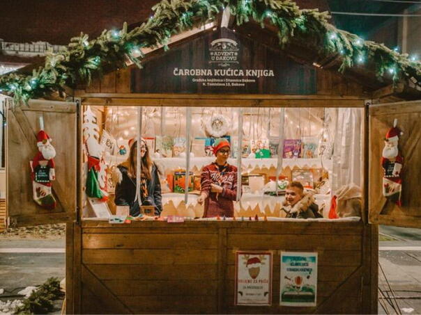 Mostar raspisao javni poziv za zakup kućica i šankova za Advent i doček Nove 2026. godine