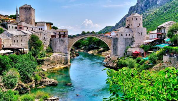 Mostar slavi 17. godišnjicu obnove Starog mosta