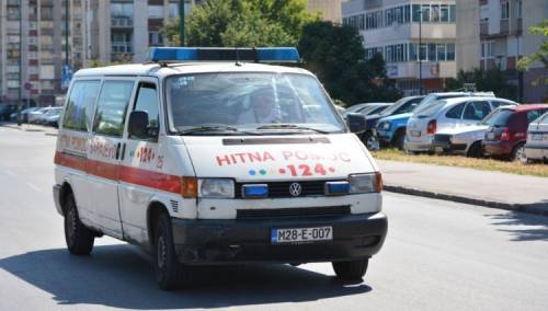 Mostar: U sudaru vozila Hitne pomoći i golfa povrijeđeno više osoba