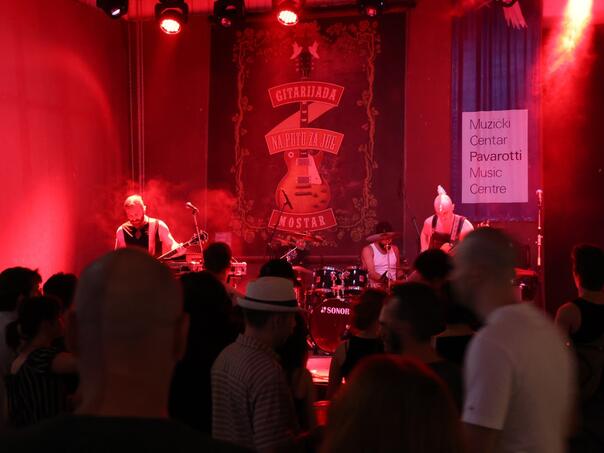 Mostar u znaku rocka: Otvorena 12. gitarijada "Na putu za jug"