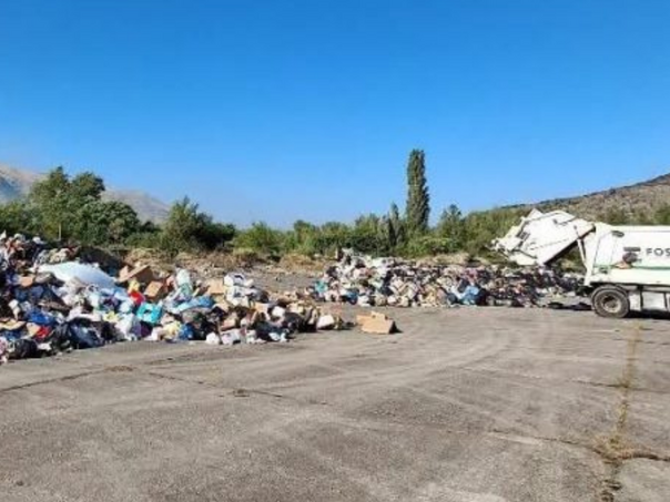 Mostarci bijesni: Nakon požara na Uborku, otpad se istresa kod jezera!