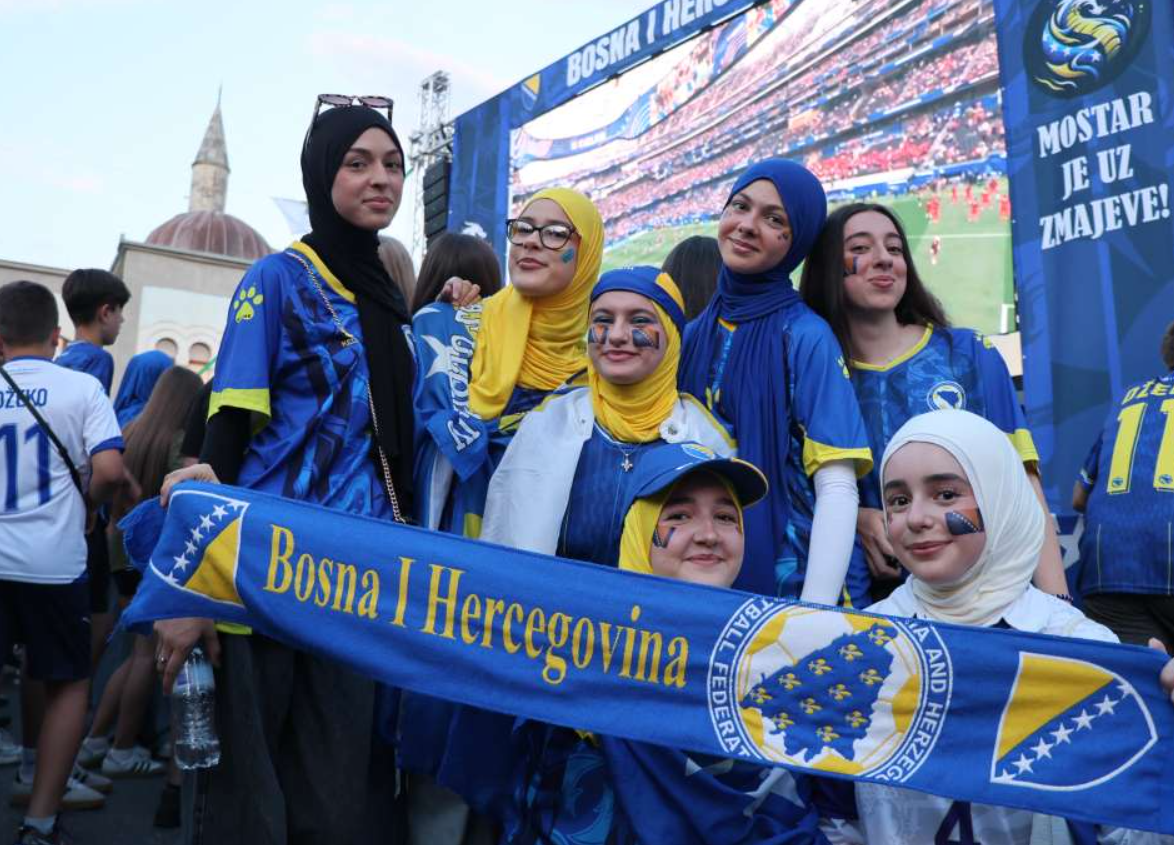 Mostarci na Musali zajedno bodre Zmajeve
