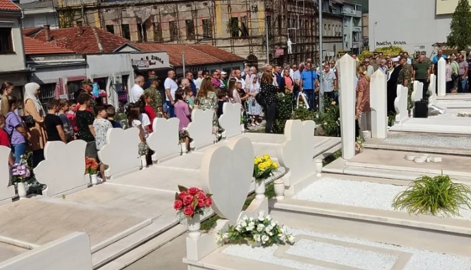 Mostarci odali počast poginulim ratnim komandantima Miralemu Jugi i Husi Imamoviću