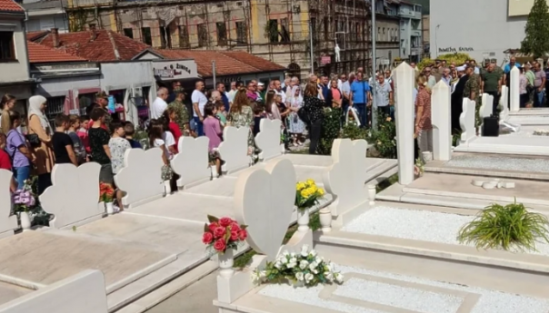 Mostarci odali počast poginulim ratnim komandantima Miralemu Jugi i Husi Imamoviću