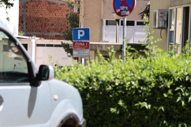 Mostarcima bolje platiti 'stare' karte za parking nego čekati odluku suda