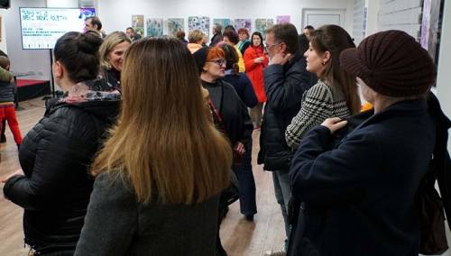 Mostarcima predstavljena izložba 'Fragmenti srca' Sanele Kamerić Demirović