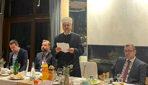 Mostarski muftija: Okupimo se u borbi za državu, protiv politika koje bi rašivale njene granice