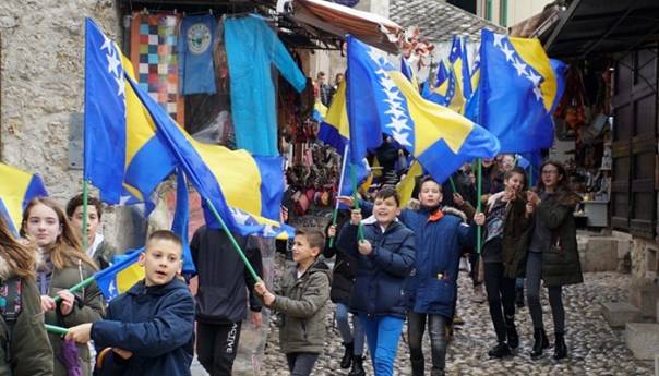 Mostarski učenici obilježili Dan neovisnosti BiH