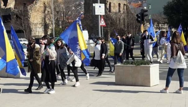 Mostarski učenici obilježili Dan neovisnosti BiH
