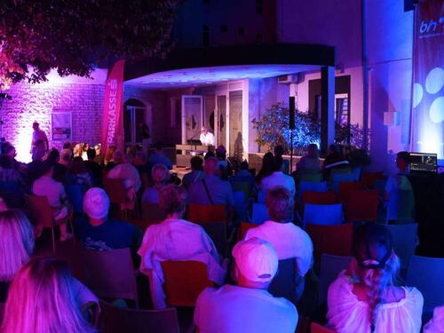 "Mostarsko ljeto 2025": Večer posvećena Oliveru Dragojeviću dirnula publiku