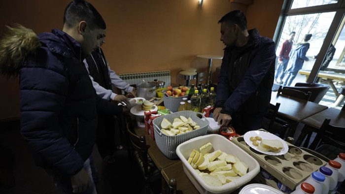 Motel kod Tuzle utočište za desetine migranata