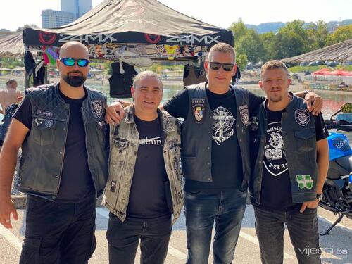 Moto susreti u Tuzli okupili hiljade ljubitelja motora: Zaljubljenici u dvotočkaše došli iz cijele Evrope