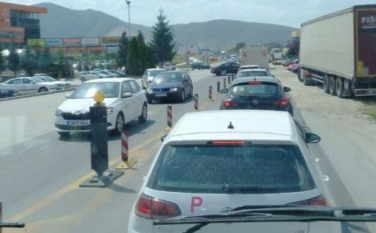 Motociklista poginuo u saobraćajnoj nesreći kod Viteza