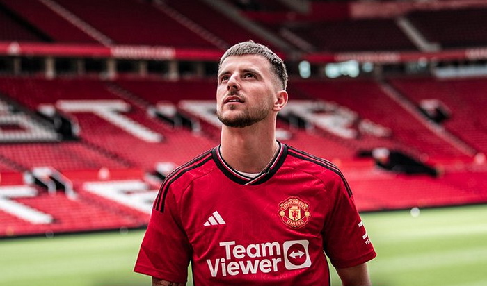 Mount prešao iz Chelseaja u Manchester United