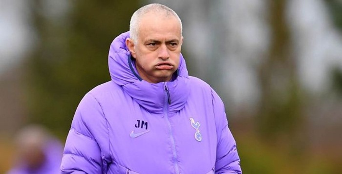 Mourinho: Igrači ne shvataju šta je Premier liga, trenerima je potrebna pomoć