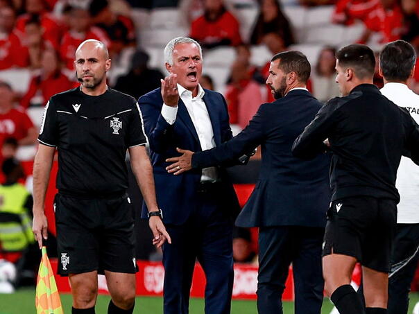 Mourinho o VAR-u: Ako je ovo novi nogomet, meni se takav nogomet ne sviđa