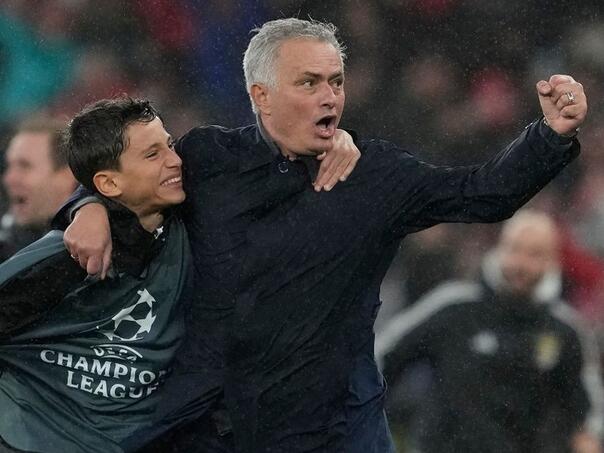 Mourinho: Ovo nisam u karijeri doživio, a ljudima poručujem da ne skaču s balkona