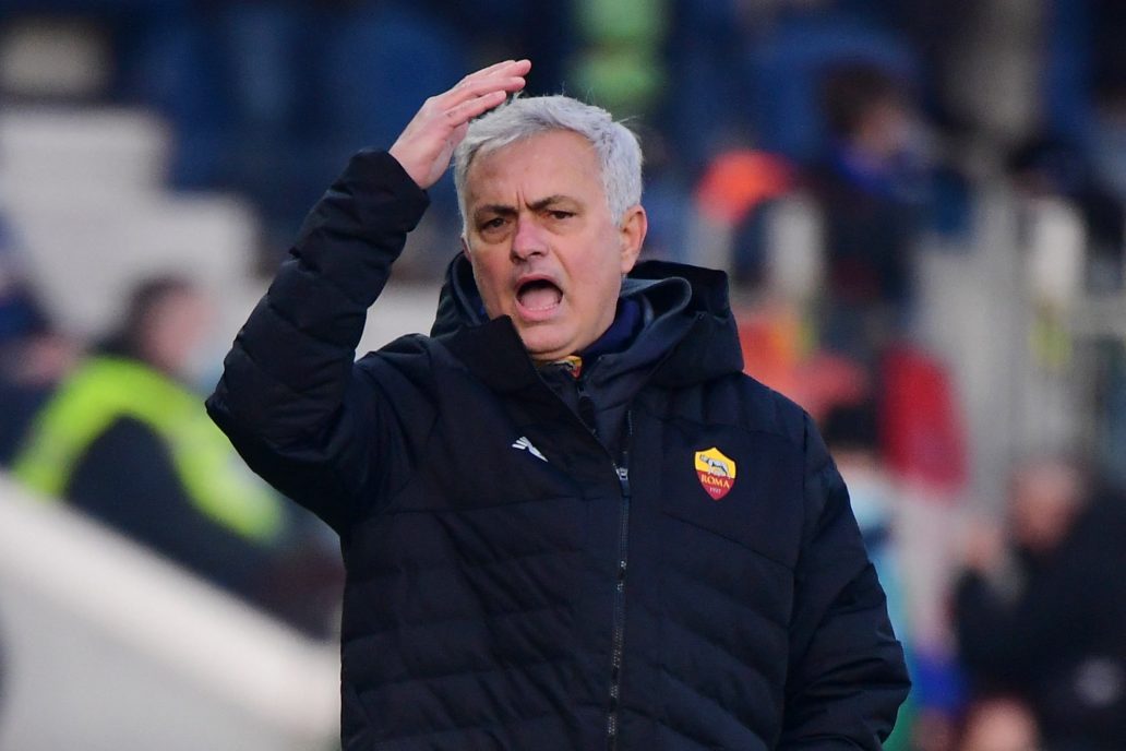 Mourinho suspendovan zbog neprimjerenog obraćanja sudiji
